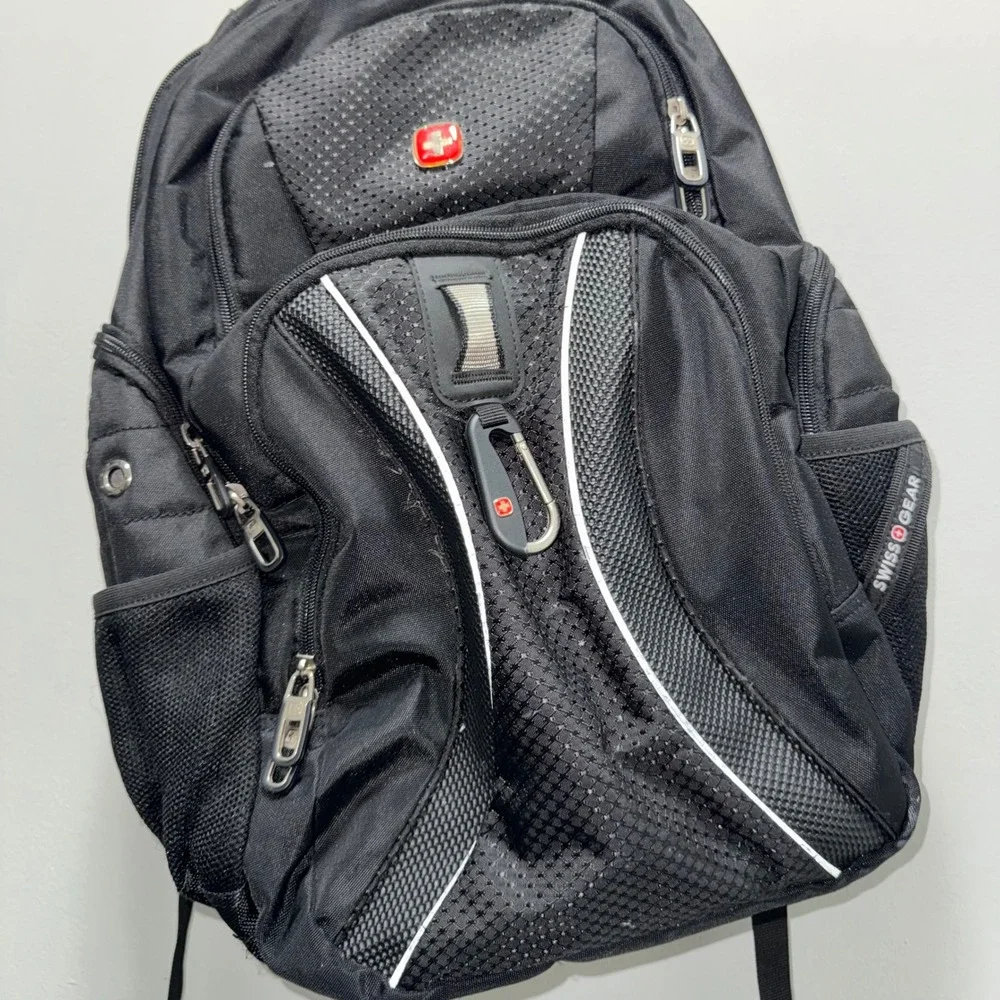 SWISSGEAR 1900 ScanSmart Laptop Backpack Black TSA Travel Business Computer Bag